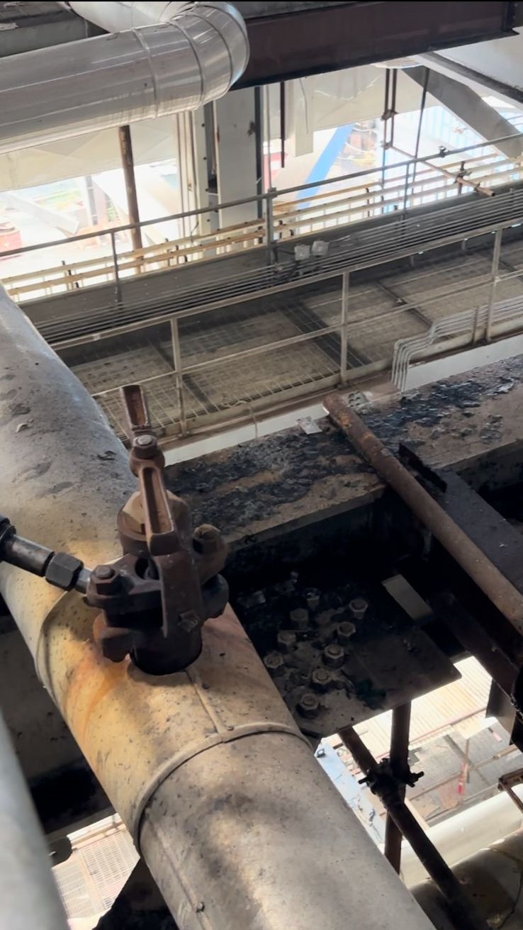 steam leakage from valve gland